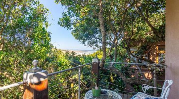 Kennedy's Beach Villa