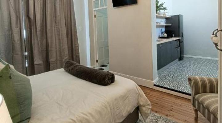 Bij De Graaff Guesthouse