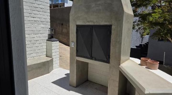 Luvlé Lux Apartments