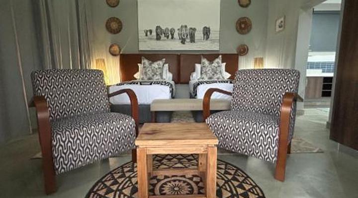 Cheetah Paw Safari Lodge