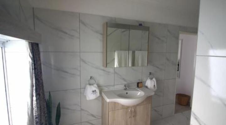 Little Bush Guesthouse