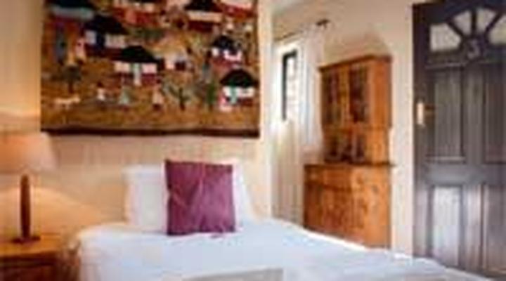 Dennis Road Guesthouse