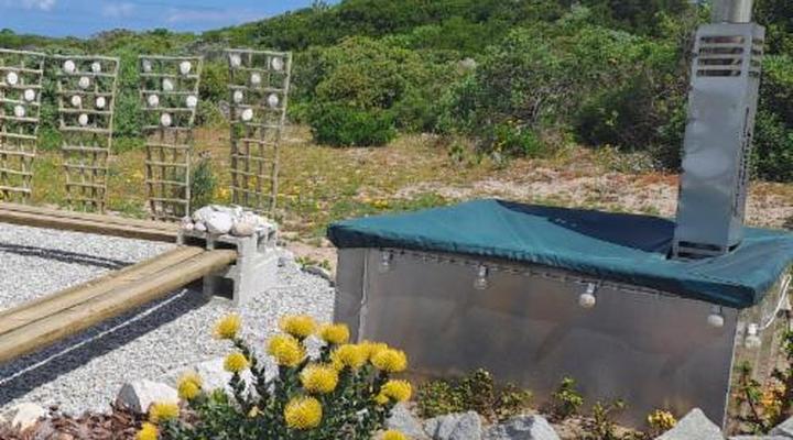 Kleinzee Oceanfront Guest House