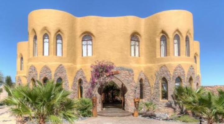 Le Mirage Resort & Spa