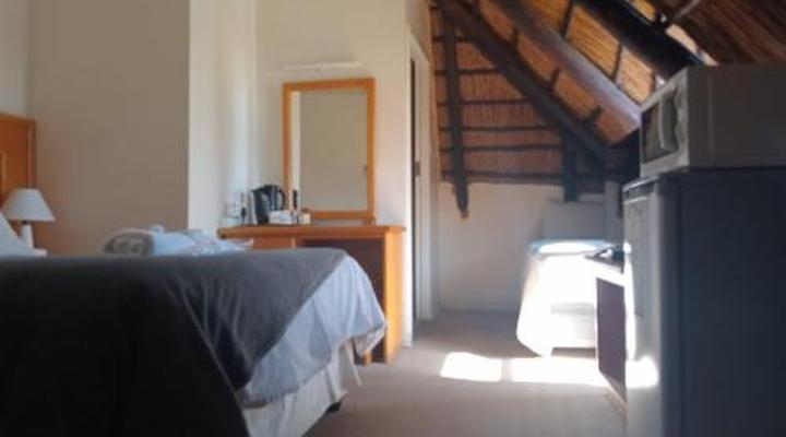 Thatchville Guesthouse