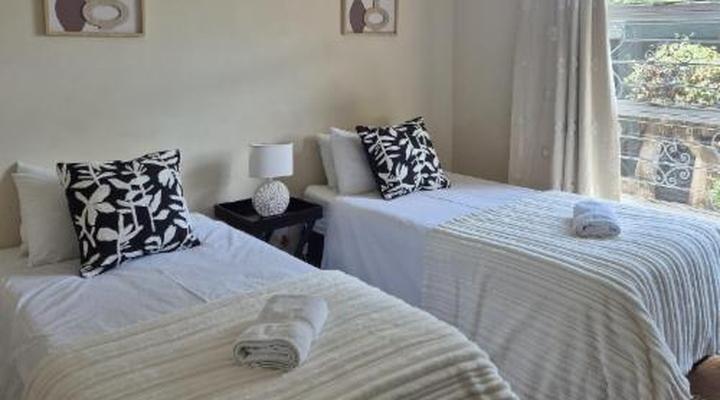 Thatchville Guesthouse