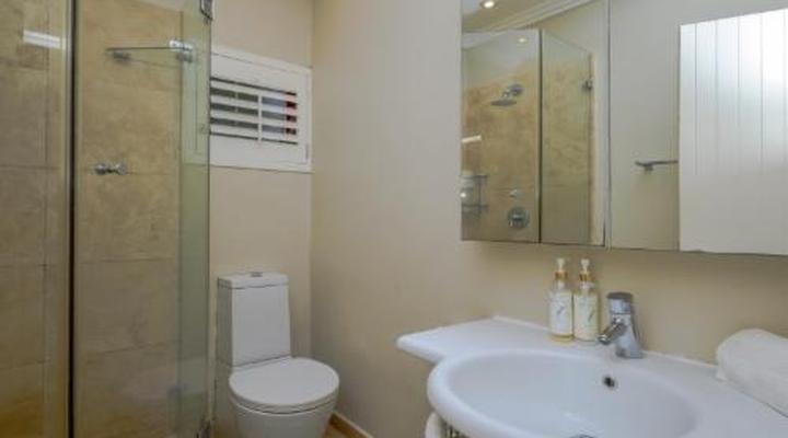 Santorini - Seabreeze Retreat