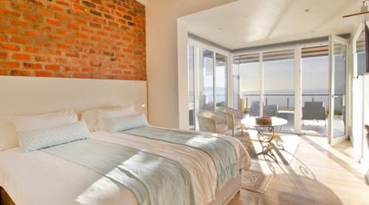 Crayfish Lodge Sea & Country Guest House