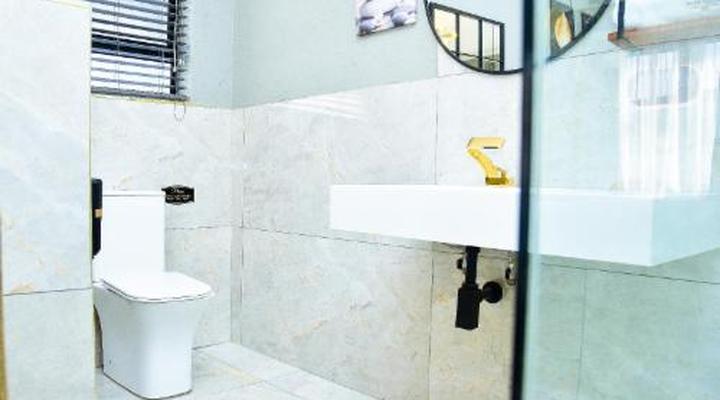 C'est La Vie Guest House