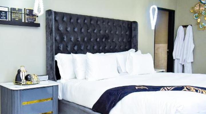 C'est La Vie Guest House