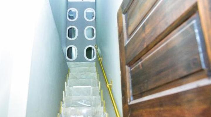 C'est La Vie Guest House