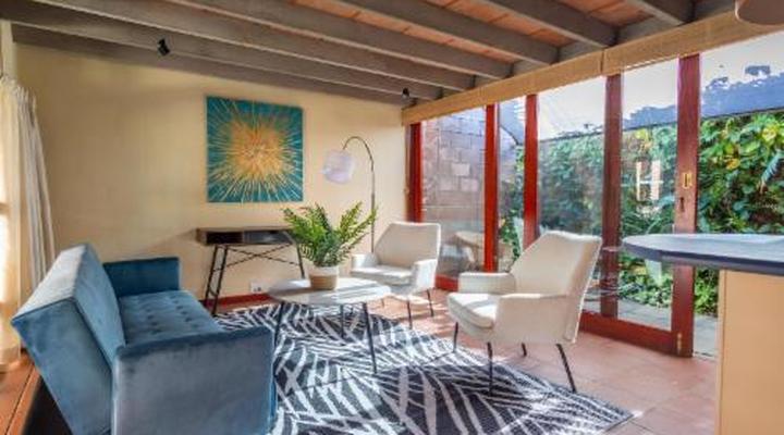 Stratfords Guest House