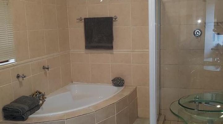 Mountain Breeze Log Cabins