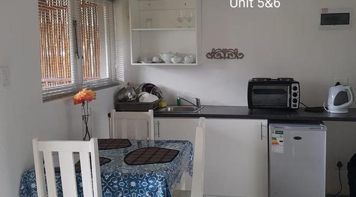 Mountain Breeze Log Cabins