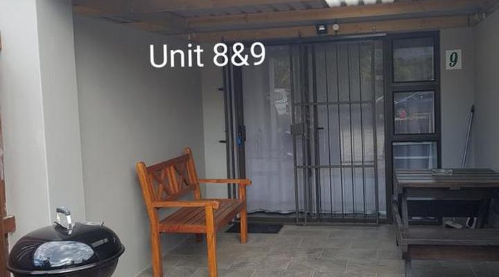 Mountain Breeze Log Cabins