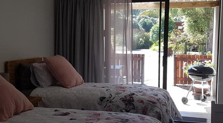 Mountain Breeze Log Cabins