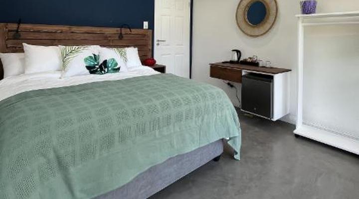 The Lookout Guesthouse