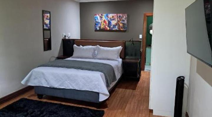 The Nugget Guest Lodge