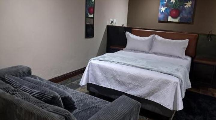 The Nugget Guest Lodge