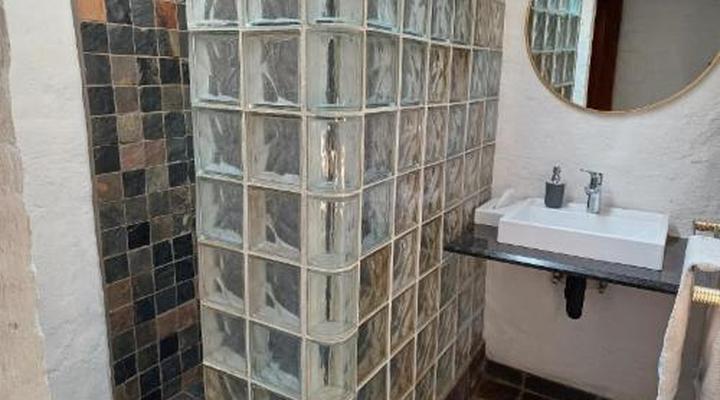 Hakunamatata Estate, Lodge & Venue