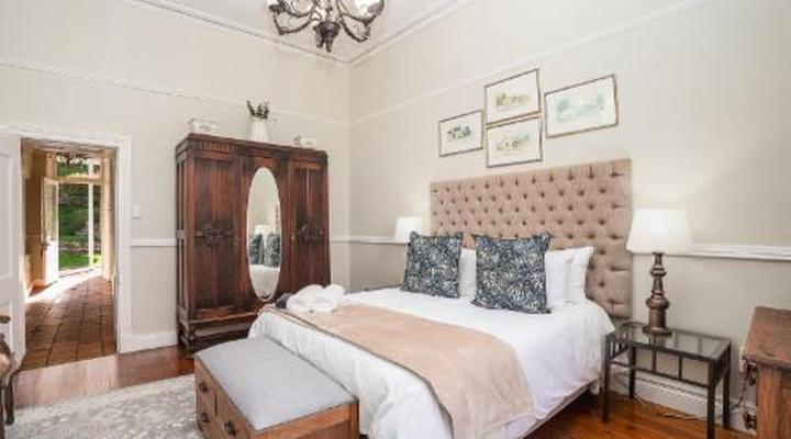 Nantes-Vue Guest House