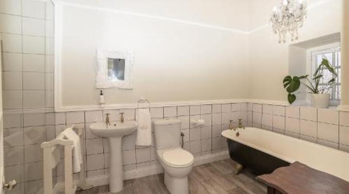 Nantes-Vue Guest House