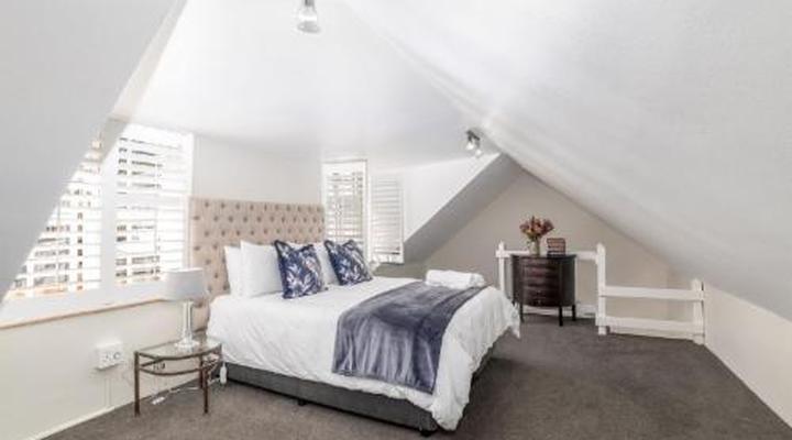 Nantes-Vue Guest House