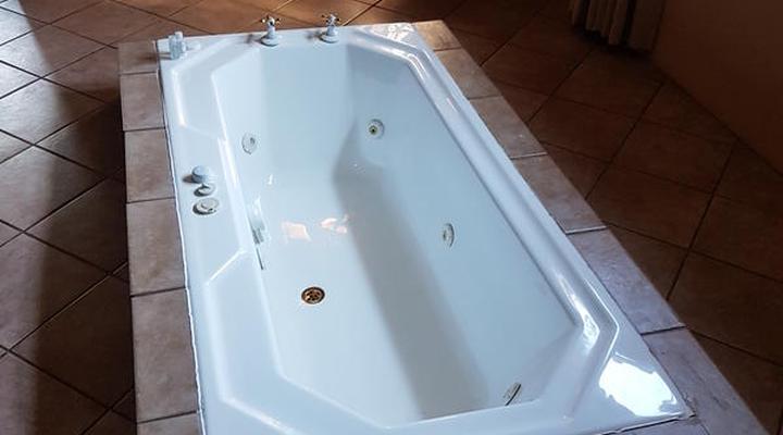 Waterfront Country Lodge and Spa