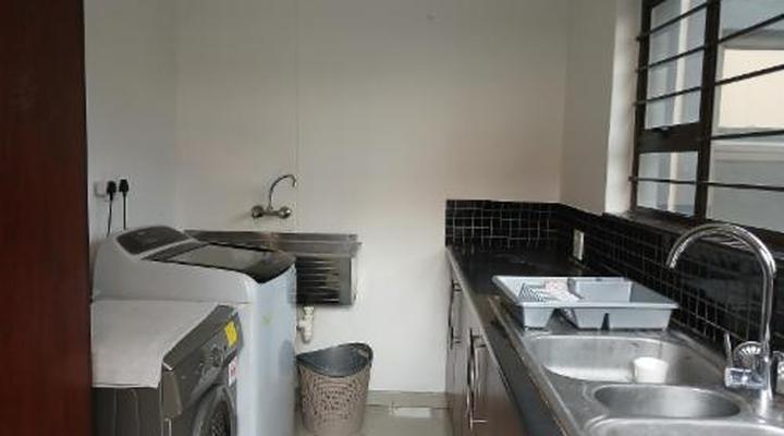 WOW Selfcatering, Tours & Transfers