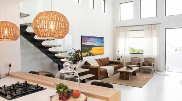 Yzer Heights Relaxed Luxury Stay