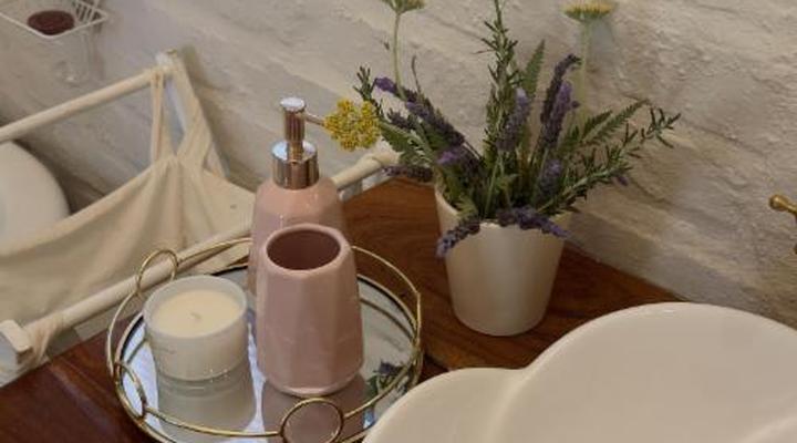 Hartland Country House