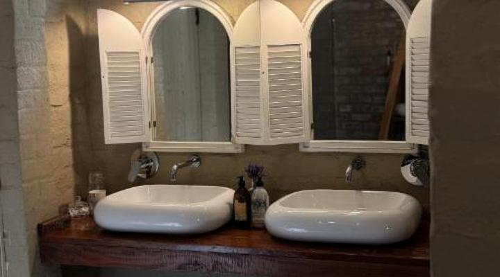 Hartland Country House