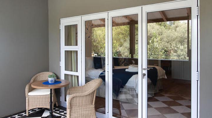 Bella Blue Guesthouse