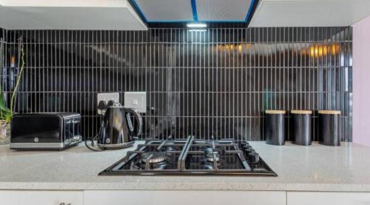 Phola The Millennial uMhlanga