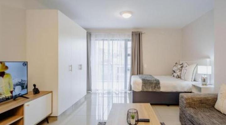 Phola The Millennial uMhlanga