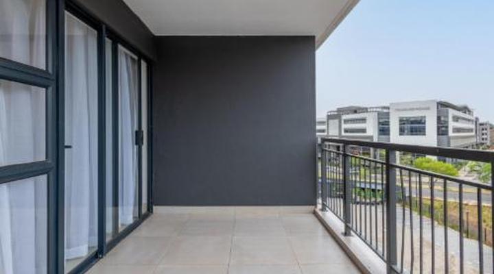 Phola The Millennial uMhlanga