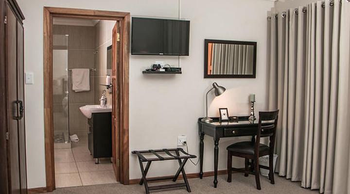 Middle Street Manor B&B