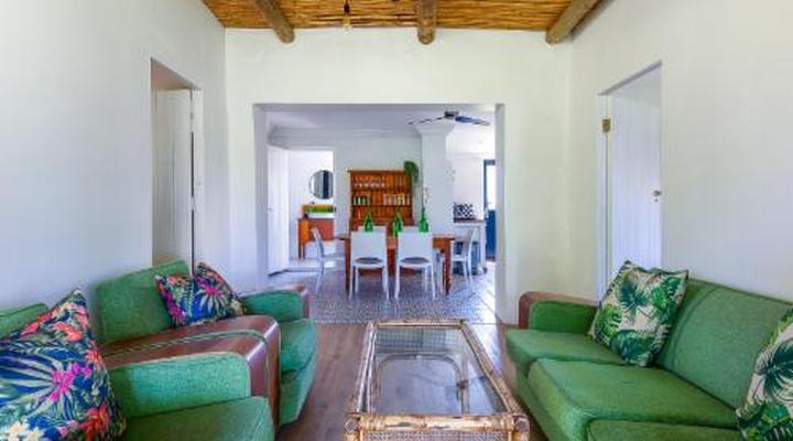 Oewerzicht Tented River Lodge & Farm Cottages