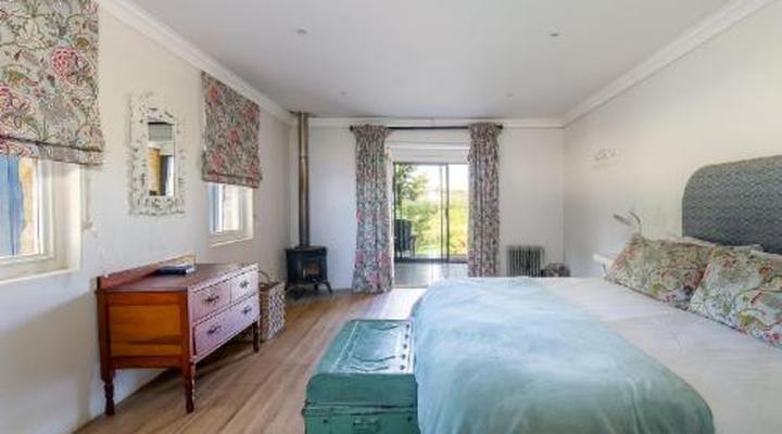 Oewerzicht Tented River Lodge & Farm Cottages