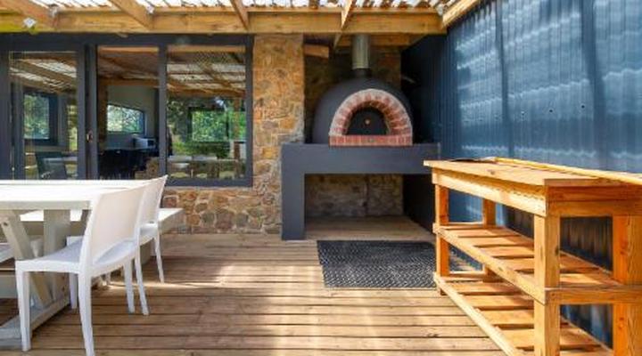 Oewerzicht Tented River Lodge & Farm Cottages