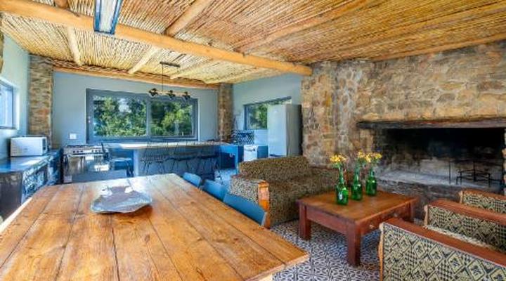 Oewerzicht Tented River Lodge & Farm Cottages