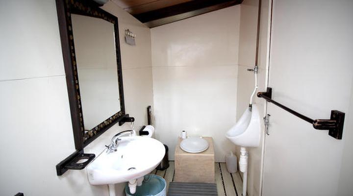 Tube 'n Axe Backpackers Lodge