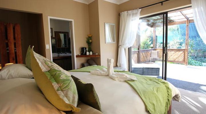 Tube 'n Axe Backpackers Lodge