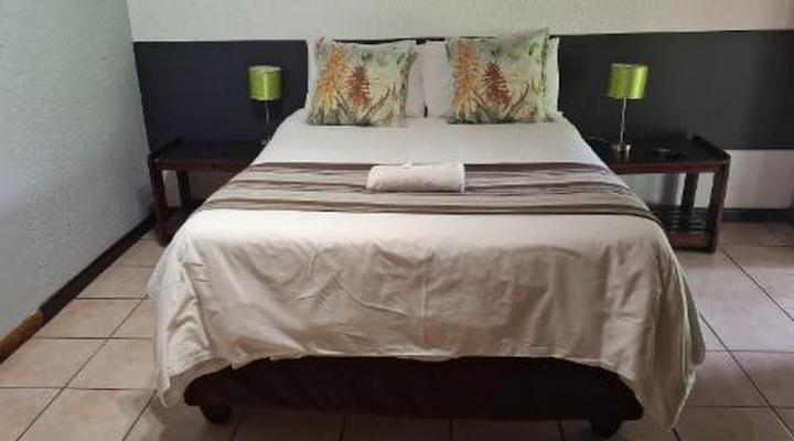 Airport Bird & Game Lodge