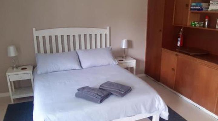 Dennecres 4 Guest House