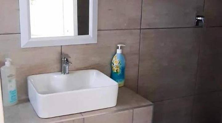 Dennecres 4 Guest House