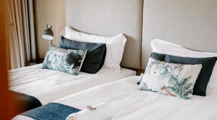 Breathe Lodge & Cottage