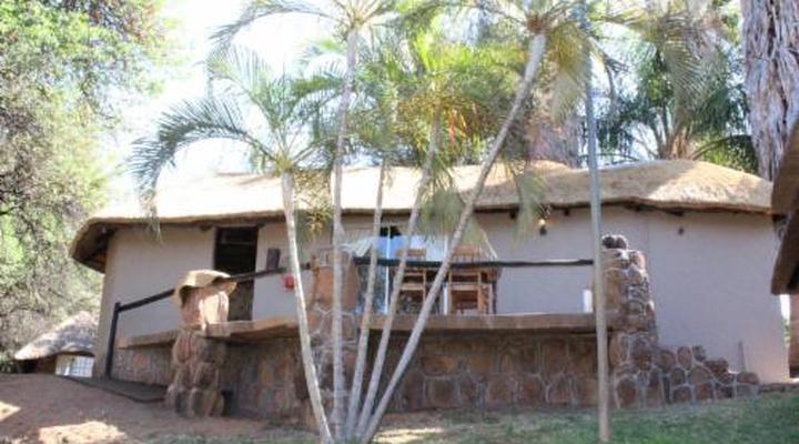 Makoppas Nest River Lodge