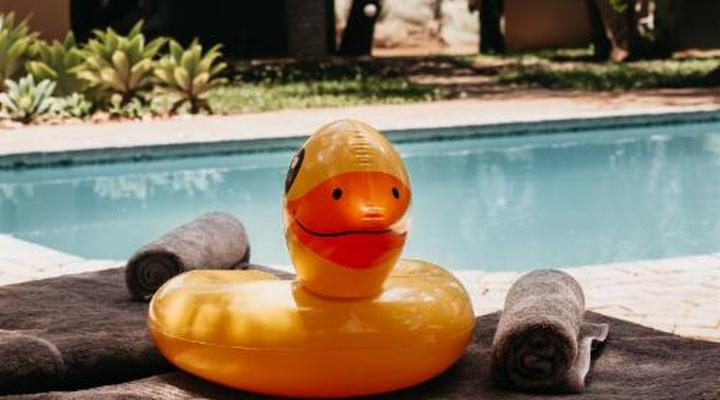 Makoppas Nest River Lodge