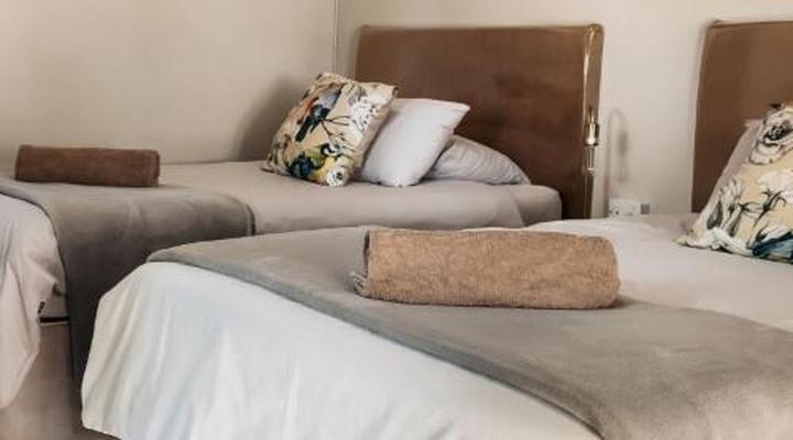 Makoppas Nest River Lodge